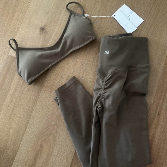 CSB Seamless Skin top and bottoms XS/S